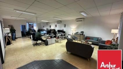 Bureaux 110 m² en Centre d'affaire à Troyes - Offre immobilière - Arthur Loyd
